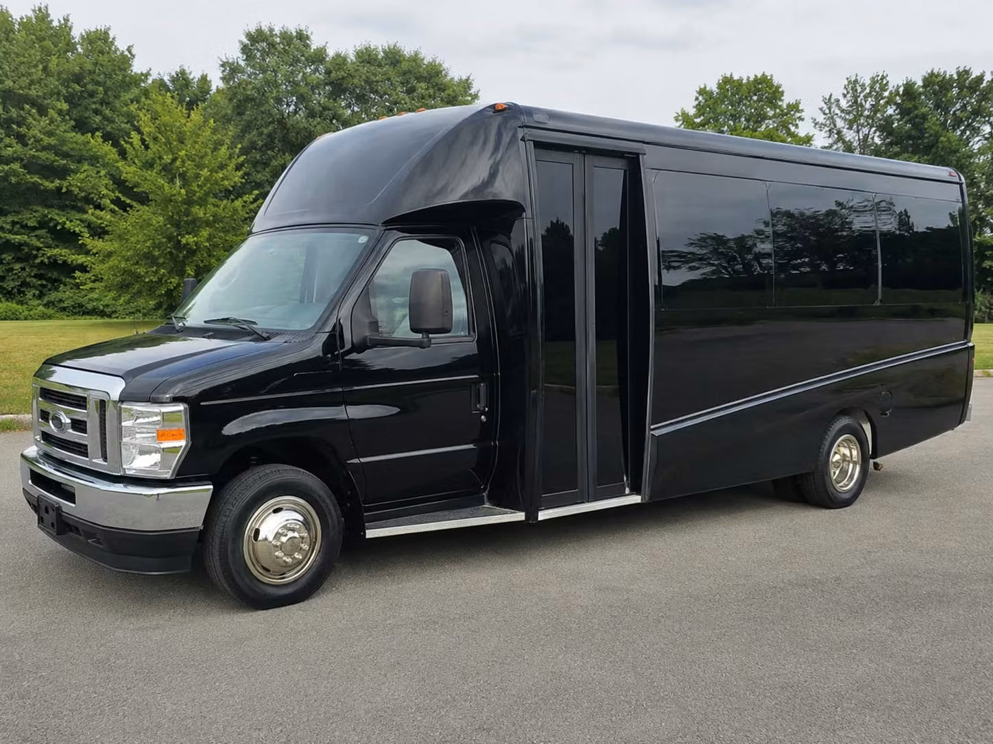 bus rentals for miramar concerts music festival